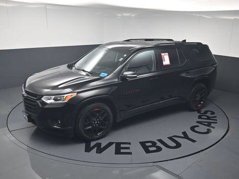 Used 2021 Chevrolet Traverse Premier w/ Redline Edition AWD/4WD image 20