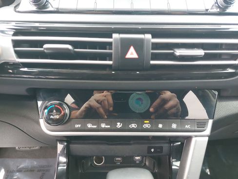 Used 2021 Kia Seltos SX image 22