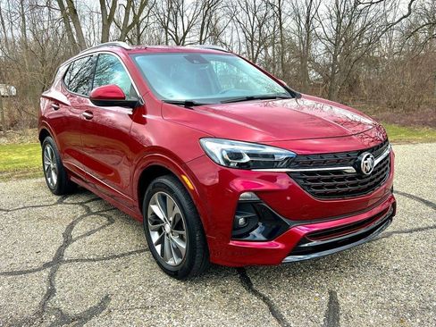 Used 2021 Buick Encore GX Essence w/ Sport Touring Package image 2