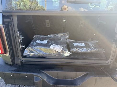 Used 2025 Ford Bronco 2-Door image 32