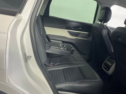 Used 2024 Lincoln Nautilus Reserve image 32