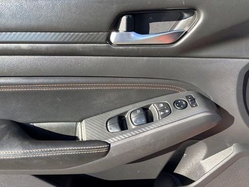 Used 2020 Nissan Altima 2.5 SR image 13