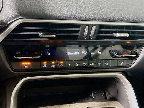 Used 2024 MAZDA CX-90 Plug-In Hybrid w/ Preferred image 14