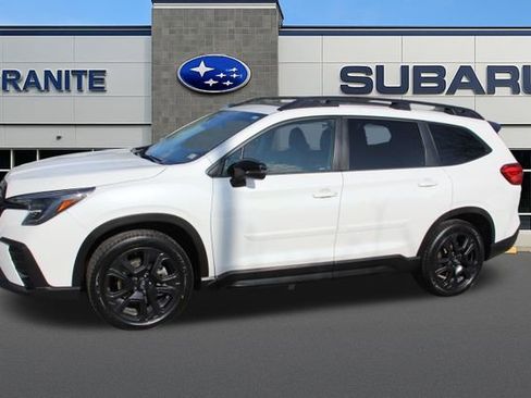 Used 2023 Subaru Ascent Onyx Edition image 13