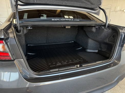 Used 2020 Subaru Legacy Premium AWD/4WD image 22