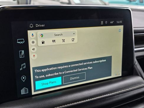 Used 2023 Chevrolet Suburban Premier image 29