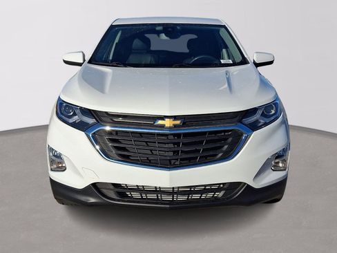 Used 2021 Chevrolet Equinox LT image 2