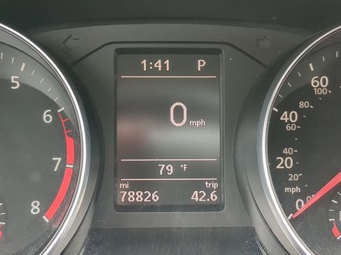 Used 2017 Volkswagen Passat 1.8T R-Line image 28