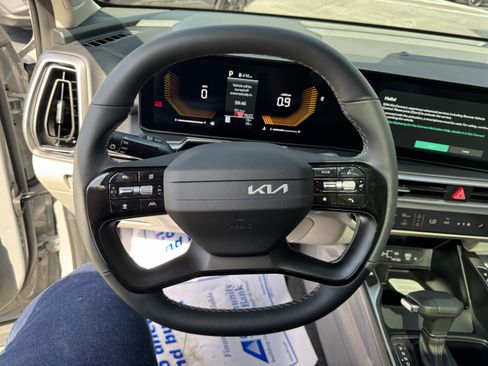 New 2026 Kia Sorento S AWD/4WD image 13