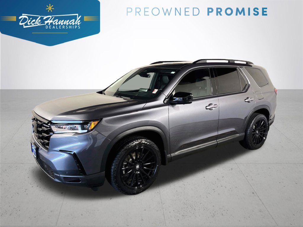 Used 2025 Honda Pilot Black Edition image 1
