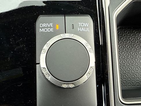 New 2026 Toyota Tundra SR5 image 25