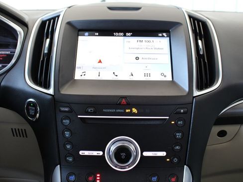 Used 2019 Ford Edge Titanium w/ Equipment Group 301A image 28