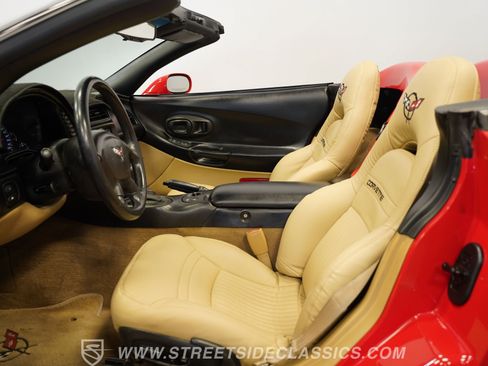 Used 1999 Chevrolet Corvette Convertible w/ Memory Pkg RWD image 3