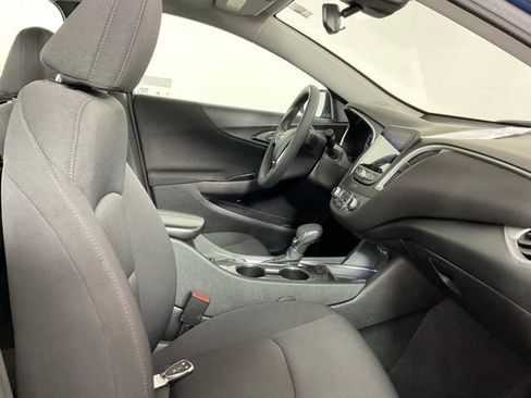 Used 2024 Chevrolet Malibu LT image 17