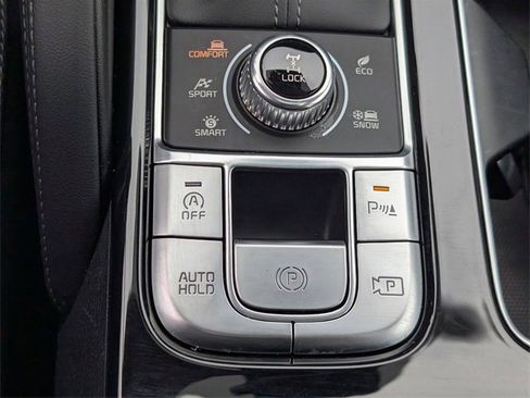 Used 2025 Kia Telluride SX Prestige image 19