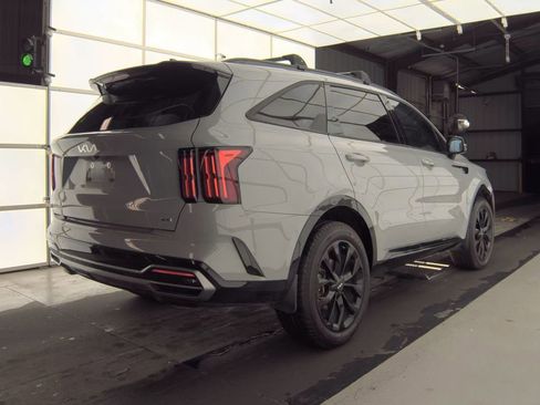 Used 2023 Kia Sorento SX image 6