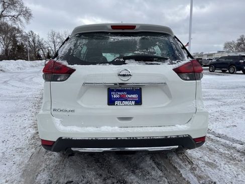 Used 2018 Nissan Rogue S image 6