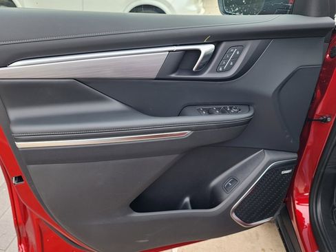 New 2026 Buick Enclave Preferred image 13