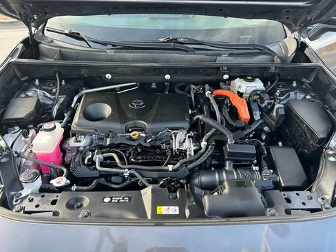 Used 2019 Toyota RAV4 XSE image 32