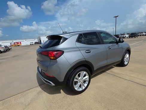 Used 2023 Buick Encore GX Preferred w/ Cold Weather Comfort Package FWD image 8