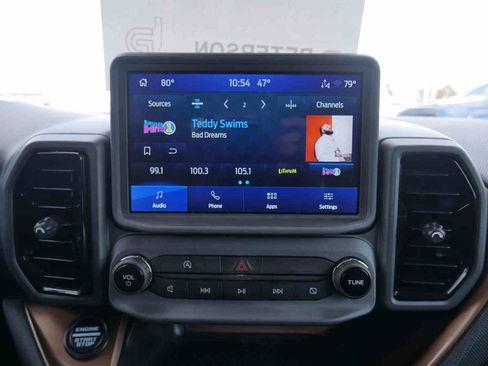 Used 2024 Ford Bronco Sport Outer Banks w/ Tech Package AWD/4WD image 6