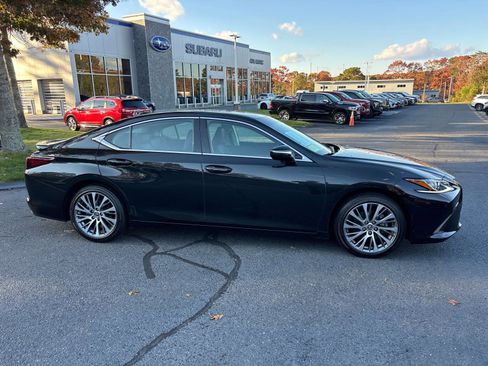 Used 2021 Lexus ES 350 w/ Premium Package image 2