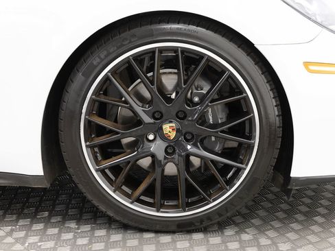 Used 2023 Porsche Panamera 4 Platinum Edition w/ Assistance Package AWD/4WD image 61