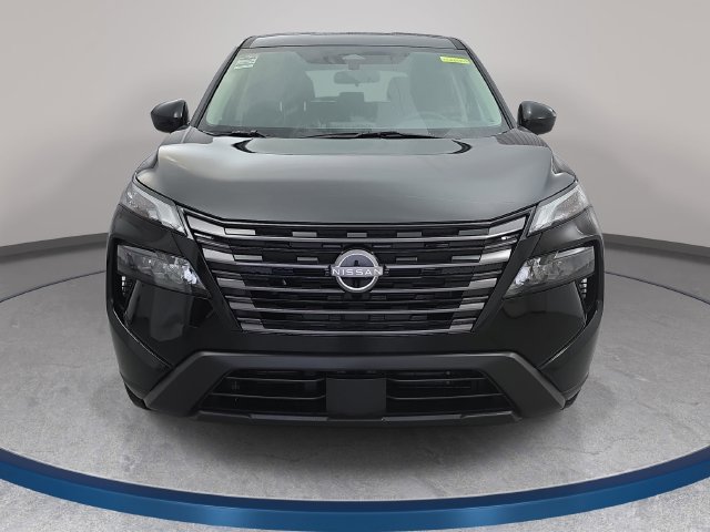 Used 2026 Nissan Rogue SV FWD image 2