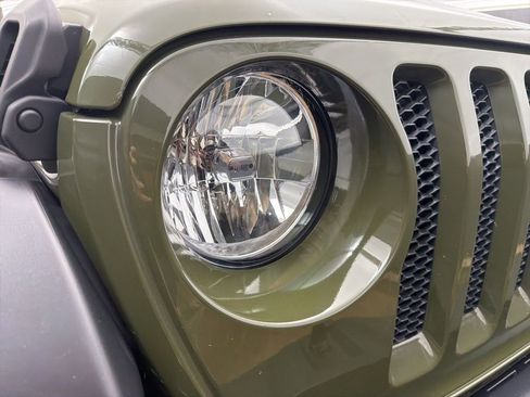 Used 2021 Jeep Wrangler Unlimited Sport image 30