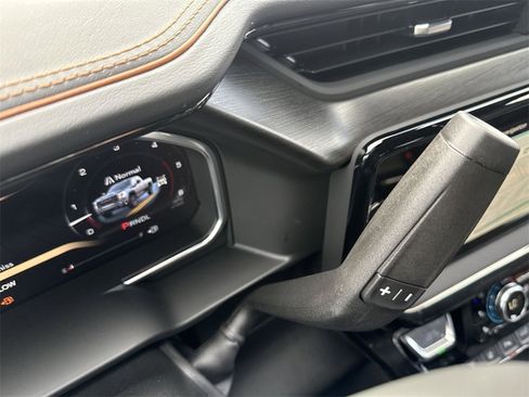New 2026 GMC Sierra 3500 AT4 w/ AT4 Premium Plus Package image 22