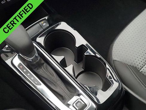 Certified 2025 Chevrolet Trax LT w/ Driver Confidence Package image 16