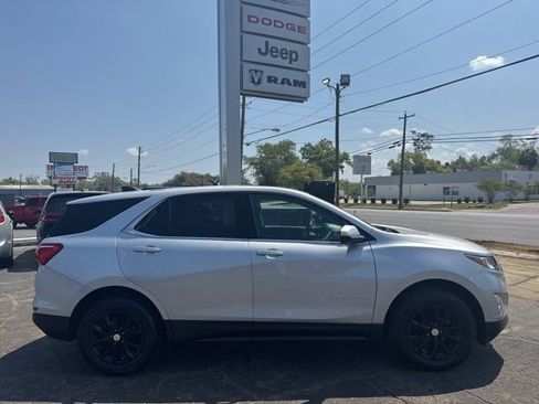 Used 2019 Chevrolet Equinox LT w/ LPO, Cargo Package image 2