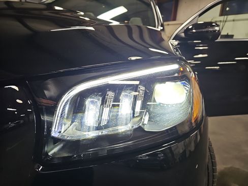 Certified 2025 Mercedes-Benz GLS 450 GLS 450 image 35