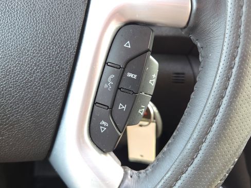 Used 2017 GMC Acadia Limited SLT image 27