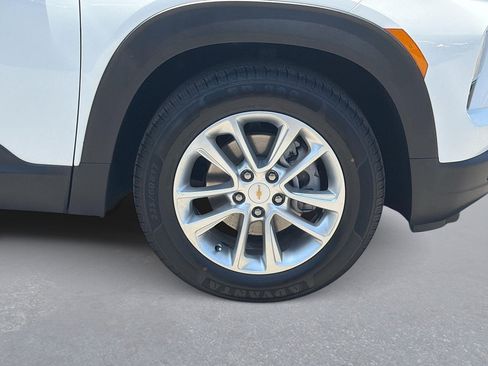 Used 2025 Chevrolet TrailBlazer LS FWD image 31