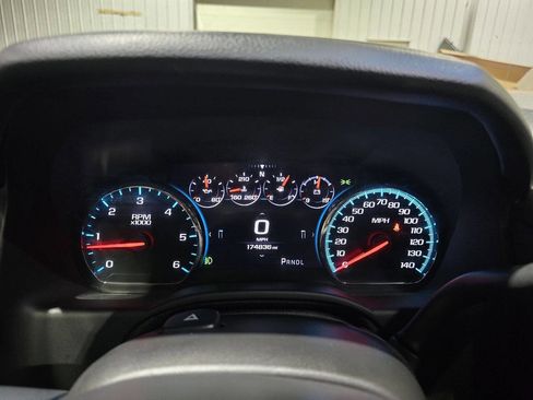 Used 2017 GMC Yukon Denali w/ Open Road Package AWD/4WD image 37