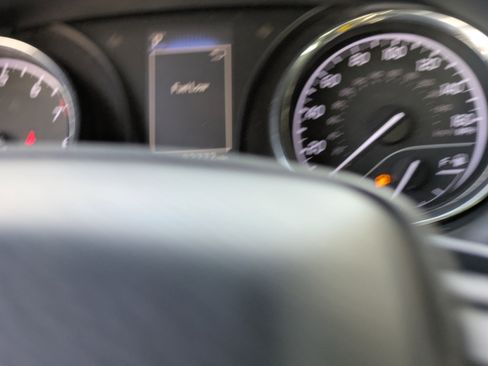 Used 2019 Toyota Camry LE image 26