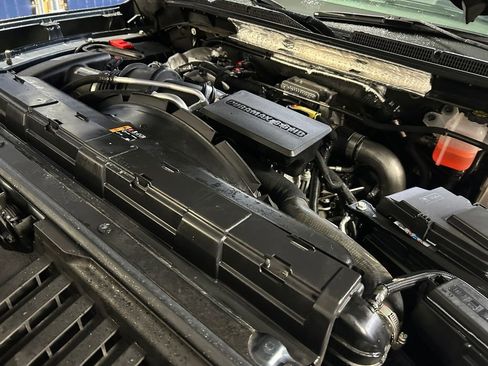 Used 2020 GMC Sierra 2500 Denali w/ Denali Ultimate Package image 31