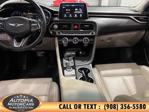 Used 2020 Genesis G70 2.0T image 22