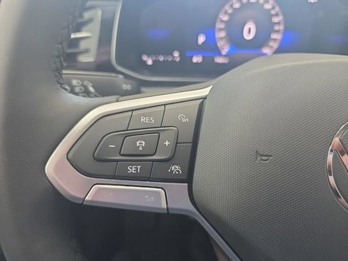 New 2026 Volkswagen Jetta SE FWD image 33