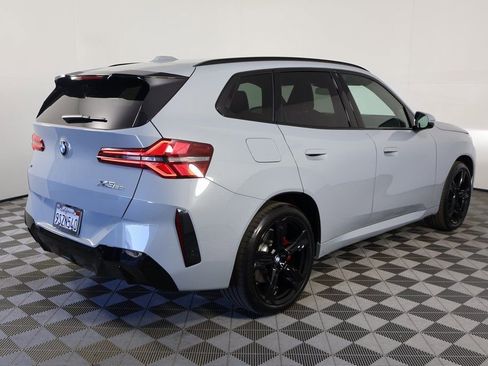 Used 2025 BMW X3 xDrive30i w/ M Sport Package image 4