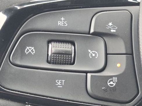 Used 2023 Buick Enclave Essence w/ LPO, Touring Package image 33