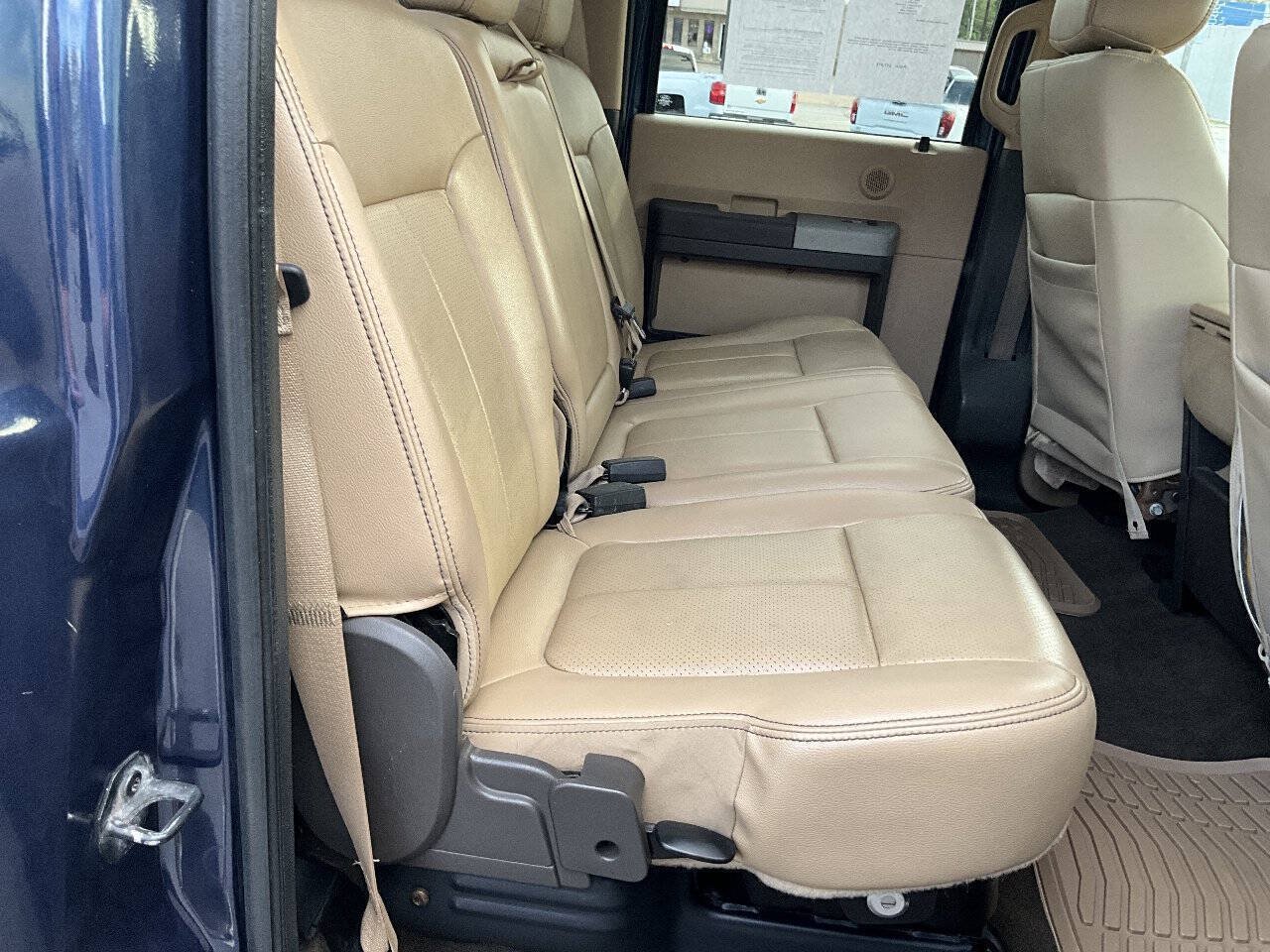 Used 2013 Ford F250 Lariat w/ Lariat Ultimate Pkg AWD/4WD image 24