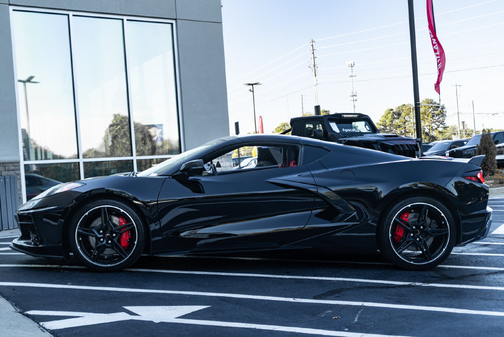 Used 2023 Chevrolet Corvette Stingray Preferred Cpe w/ Z51 Performance Package RWD image 17