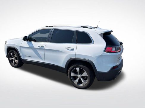 Used 2019 Jeep Cherokee Limited AWD/4WD image 3