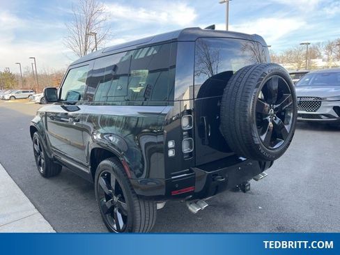Used 2024 Land Rover Defender 90 V8 image 6