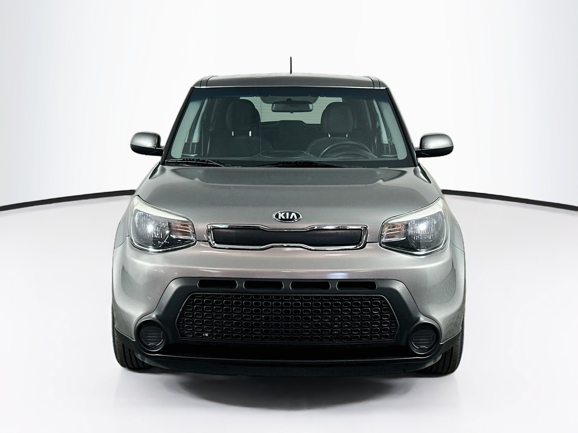 Used 2015 Kia Soul FWD image 2