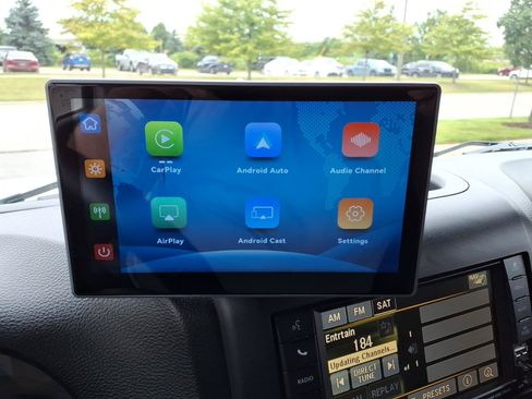 Used 2013 Jeep Wrangler Sahara w/ Connectivity Group AWD/4WD image 19