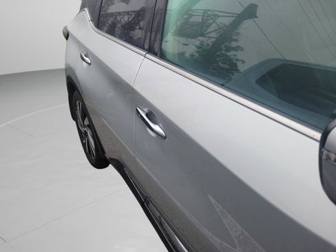 Used 2022 Nissan Murano SL w/ SL Moonroof Package image 13