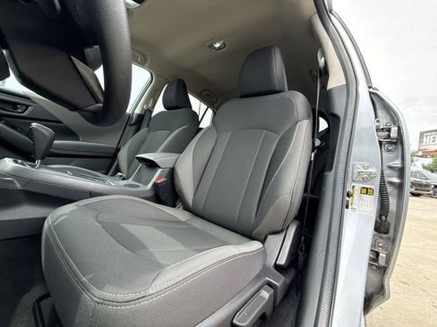 Used 2026 Subaru Crosstrek 2.5i Premium AWD/4WD image 11